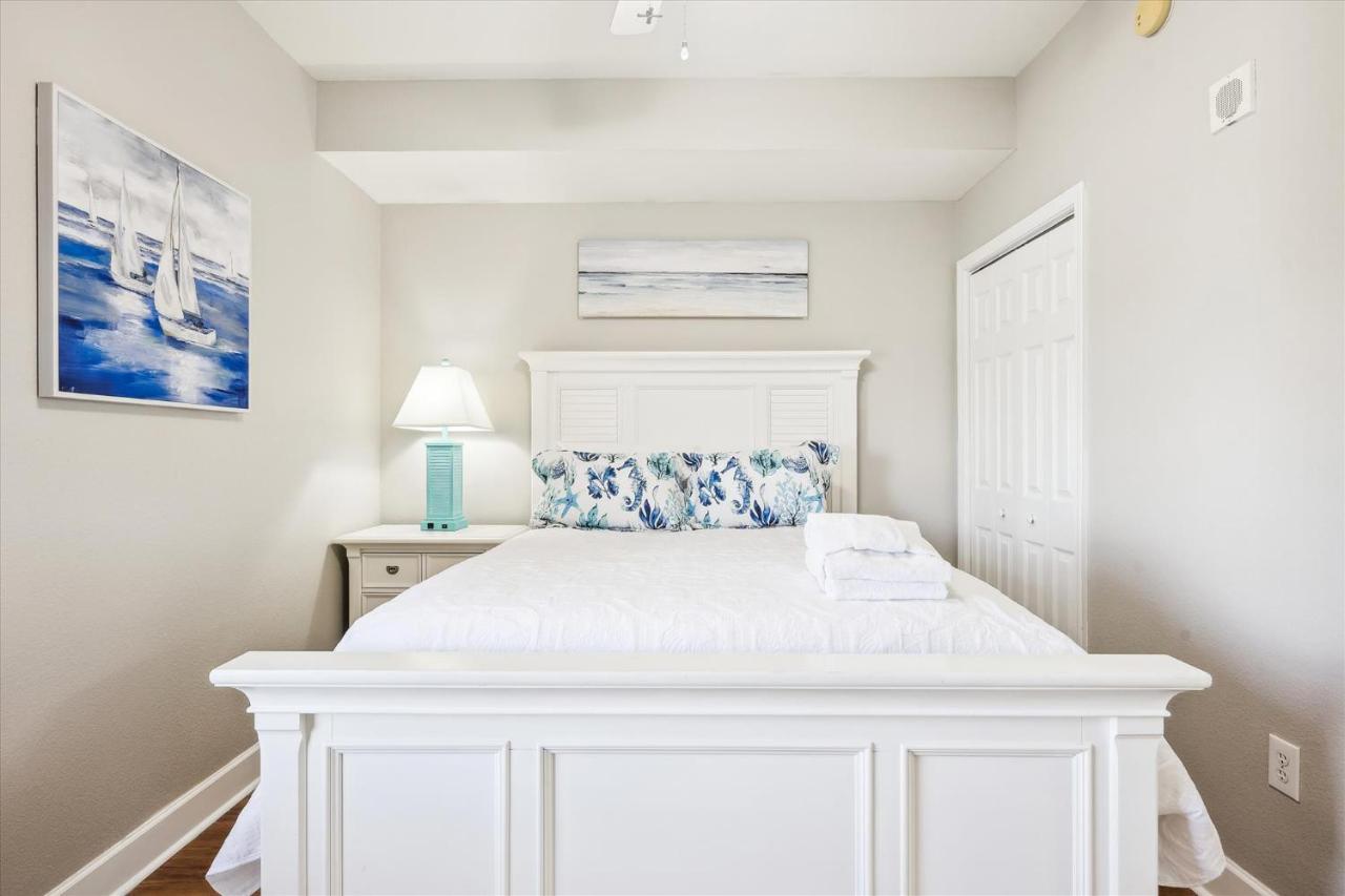 Gone Coastal - Tidewater Beach Resort #2410 By Book That Condo Panama City Beach Exteriér fotografie